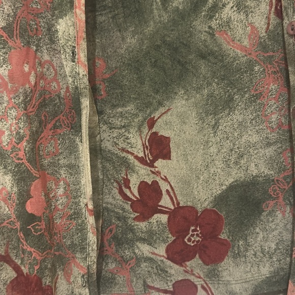 Shell and button up sweater set - Picture 2 of 7